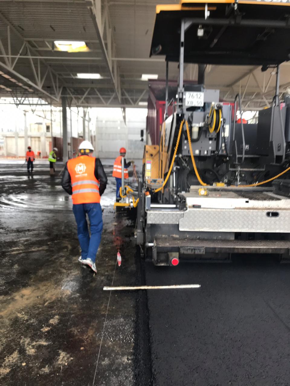 строительство парковки; разгрузочной зоны